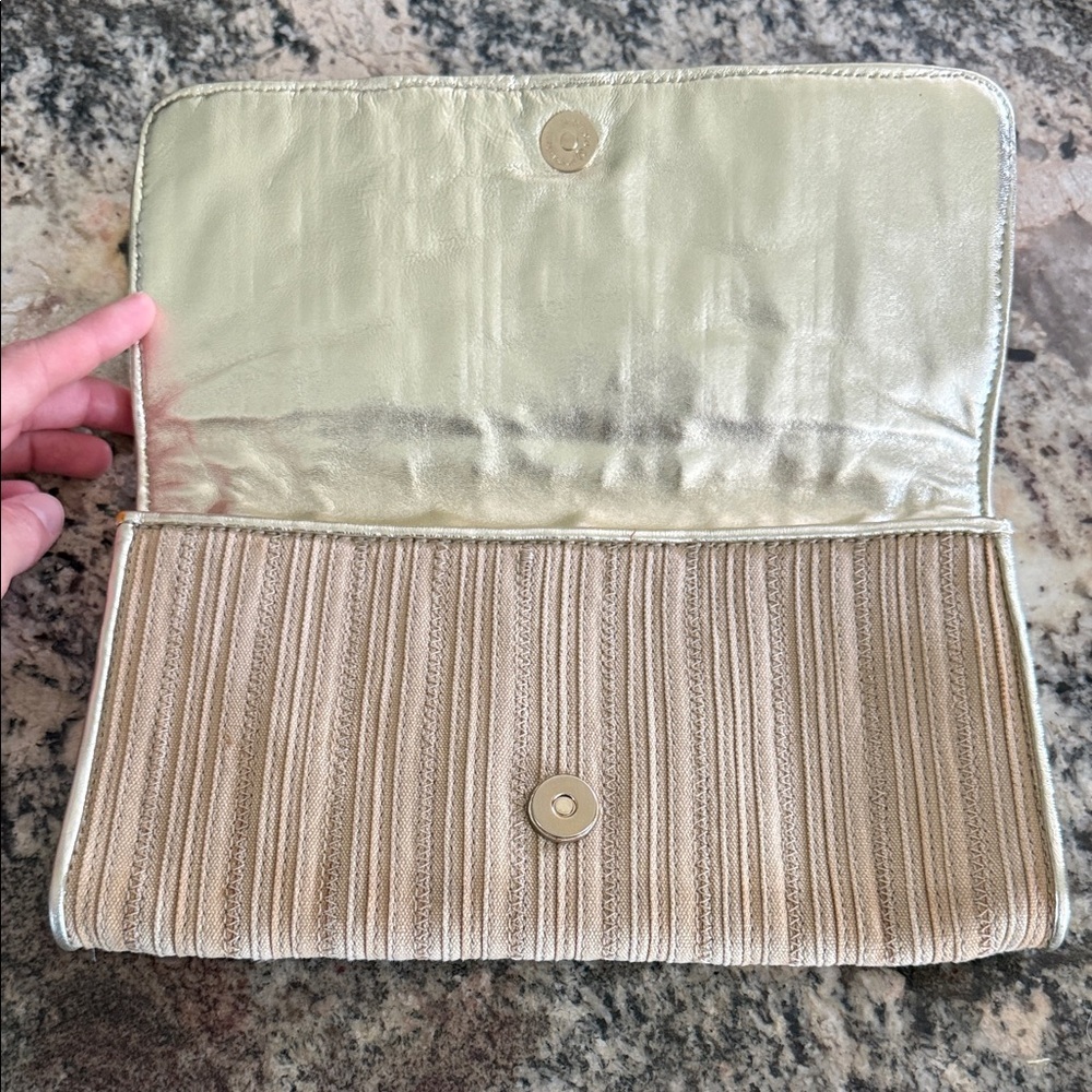 Cole Haan Clutch Bag Woven Braided Canvas Gold Natural Leather Envelope purse - Picture 2 of 5